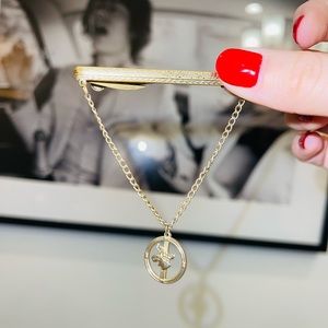 RARE Canadian Moose Vintage Gold Tie Clip with hanging chain moose charm